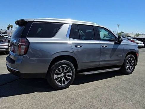 Used 2022 Chevrolet Tahoe LT w/ Luxury Package AWD/4WD image 8