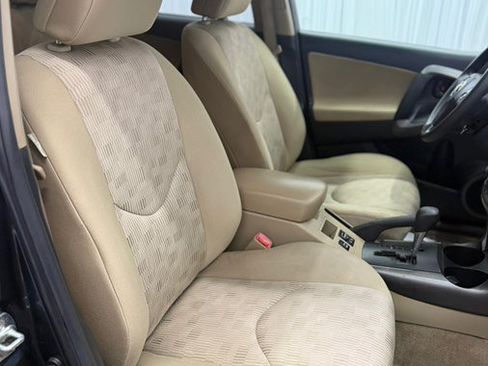Used 2012 Toyota RAV4 4WD w/ Value Pkg image 16