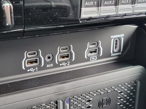 New 2026 RAM 2500 Rebel w/ Rebel Level 2 Equipment Group AWD/4WD image 14
