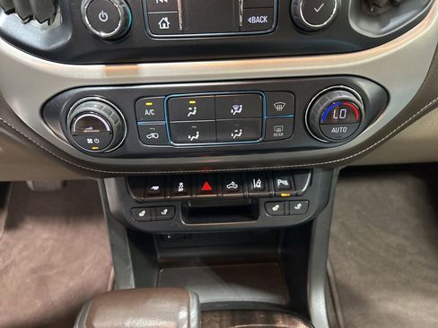 Used 2019 GMC Canyon SLT w/ Driver Alert Package AWD/4WD image 24