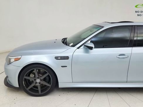Used 2006 BMW M5 image 4