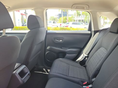 Used 2024 Honda HR-V LX image 13