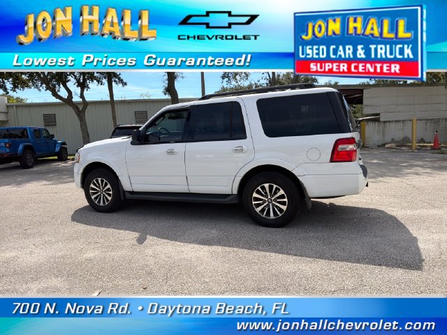 Used 2017 Ford Expedition XLT w/ Equipment Group 201A RWD image 4
