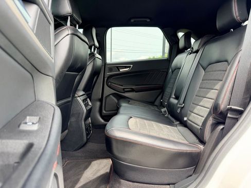Certified 2023 Ford Edge ST-Line AWD/4WD image 15