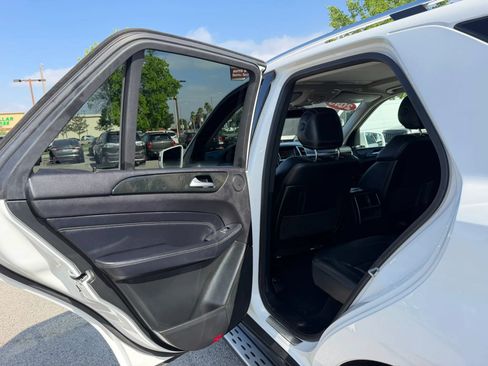Used 2015 Mercedes-Benz ML 350 4MATIC image 17