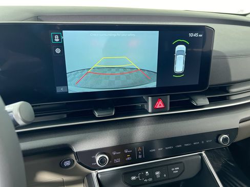 New 2026 Kia Carnival EX FWD image 27