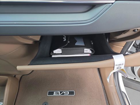 New 2026 Kia EV9 GT-Line image 21