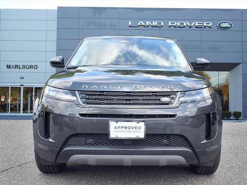 Used 2025 Land Rover Range Rover Evoque S image 8