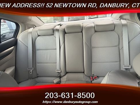 Used 2014 Acura TL w/ Technology Package FWD image 11