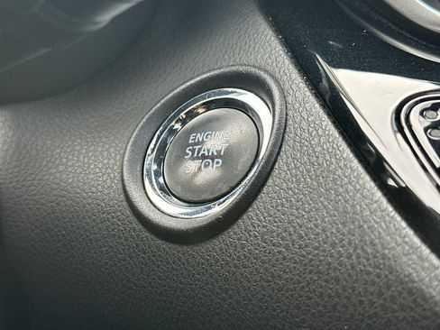 Used 2018 Toyota C-HR XLE image 24