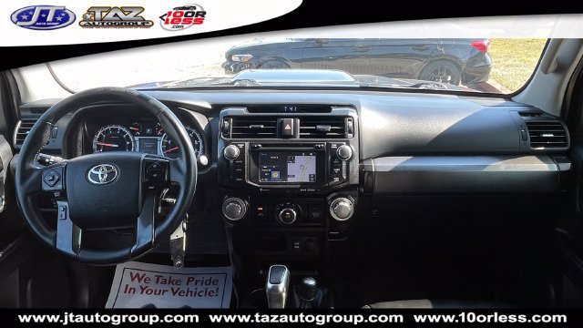 Used 2018 Toyota 4Runner TRD Off-Road Premium AWD/4WD image 17