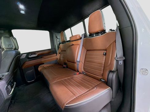 Used 2024 GMC Sierra 2500 Denali Ultimate image 26