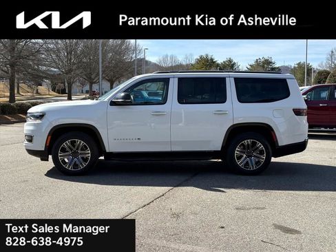 Used 2024 Jeep Wagoneer Series II image 3