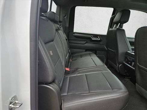 Used 2024 Chevrolet Silverado 2500 LTZ w/ LTZ Convenience Package AWD/4WD image 15