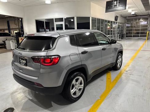 Used 2024 Jeep Compass Sport AWD/4WD image 9
