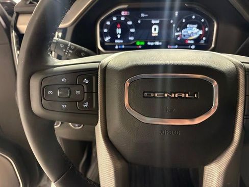 Used 2025 GMC Sierra 2500 Denali w/ Denali Reserve Package AWD/4WD image 16