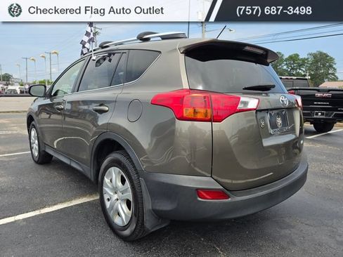 Used 2014 Toyota RAV4 LE FWD image 7