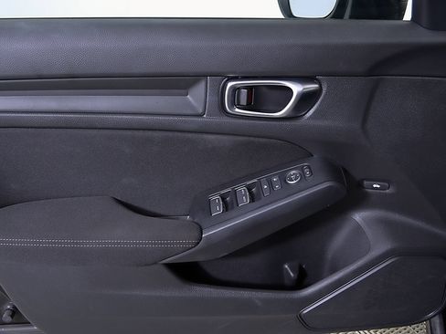 Used 2025 Honda Civic LX image 15
