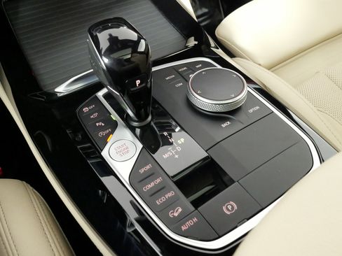 Used 2025 BMW X4 xDrive30i image 59