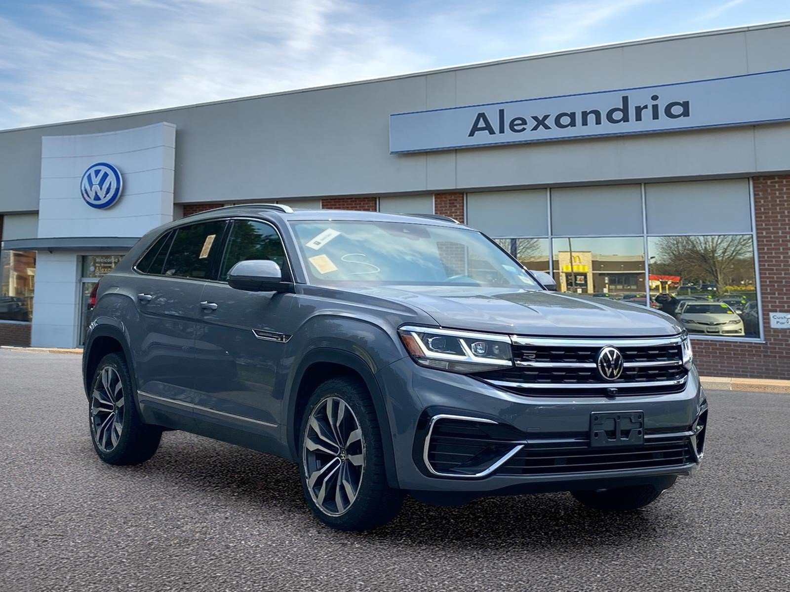 Used 2021 Volkswagen Atlas Cross Sport SEL Premium R-Line AWD/4WD image 1