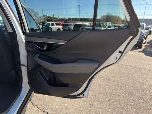Used 2024 Subaru Outback Onyx Edition image 19