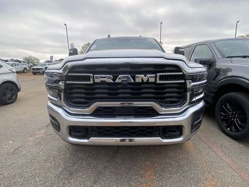 Used 2025 RAM 2500 Big Horn image 2
