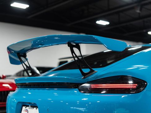Used 2021 Porsche 718 Cayman GT4 RWD image 29