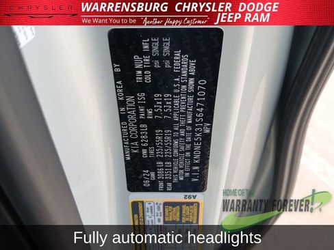 Used 2025 Kia Carnival SX Prestige image 13