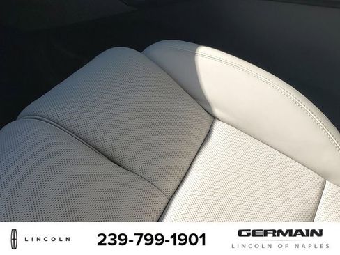 New 2025 Lincoln Navigator L Reserve image 28