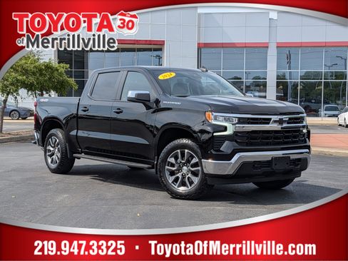 Used 2024 Chevrolet Silverado 1500 LT w/ Convenience Package II AWD/4WD image 1