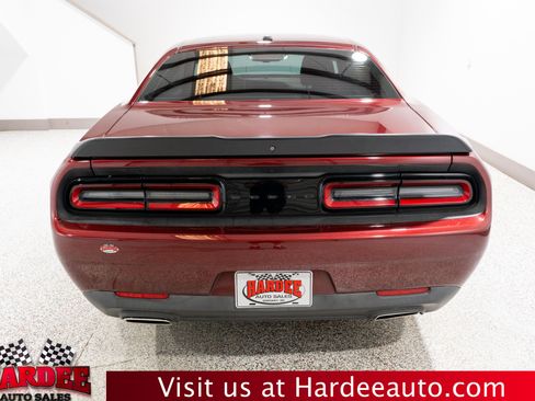 Used 2022 Dodge Challenger SXT w/ Blacktop Package RWD image 4