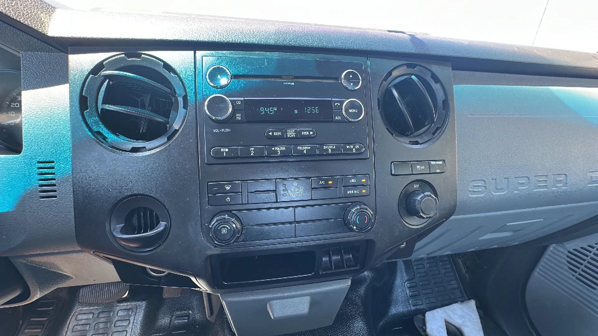 Used 2015 Ford F250 XL RWD image 12