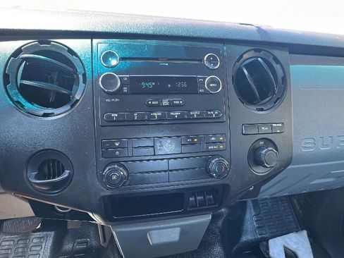 Used 2015 Ford F250 XL RWD image 12