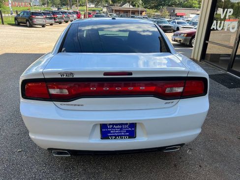 Used 2014 Dodge Charger SXT image 6