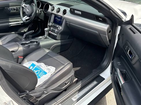 Used 2022 Ford Mustang Premium RWD image 12
