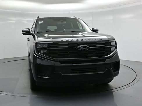 New 2026 Ford Expedition Max Platinum w/ Stealth Appearance Package AWD/4WD image 50
