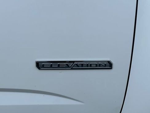 Used 2022 GMC Canyon Elevation w/ Elevation Premium Package image 29