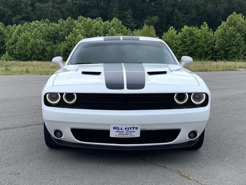 Used 2020 Dodge Challenger SXT w/ Blacktop Package RWD image 2