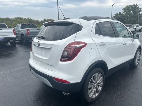 Used 2020 Buick Encore Preferred image 6
