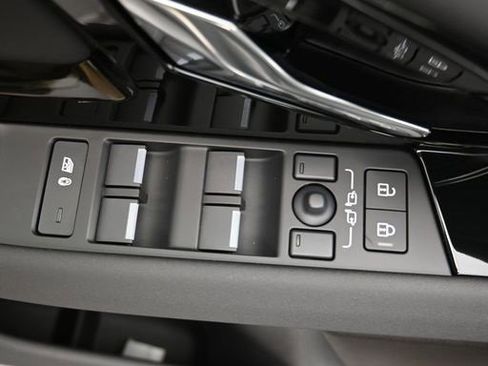 New 2026 Land Rover Range Rover Evoque S image 19