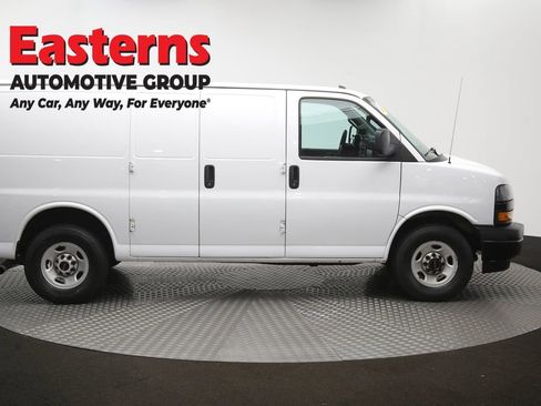 Used 2021 Chevrolet Express 2500 RWD image 37