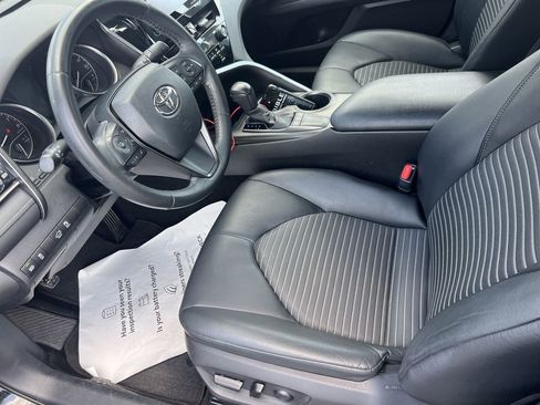 Used 2022 Toyota Camry SE FWD image 16