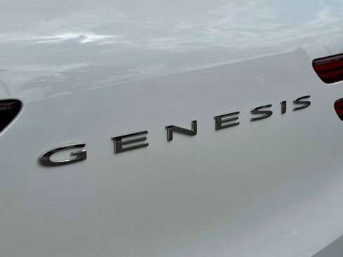 New 2026 Genesis GV70 2.5T Select image 14