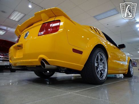 Used 2007 Ford Mustang GT image 17