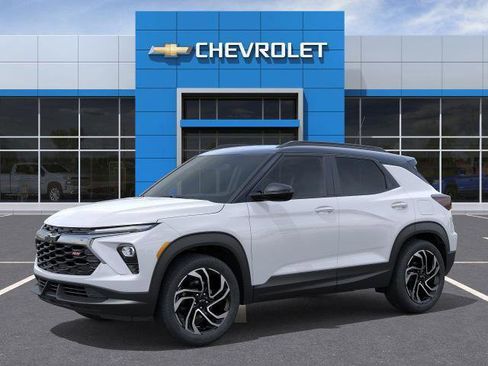 New 2026 Chevrolet TrailBlazer RS FWD image 2