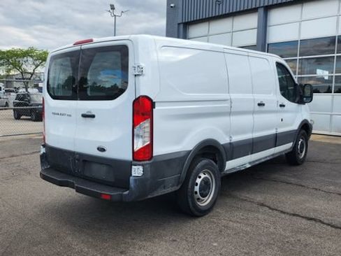Used 2017 Ford Transit 250 130 Low Roof RWD image 7