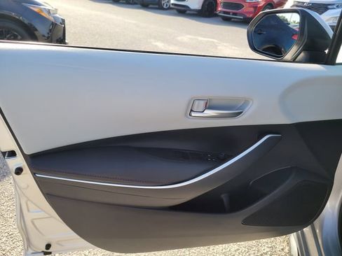 Used 2024 Toyota Corolla SE FWD image 17