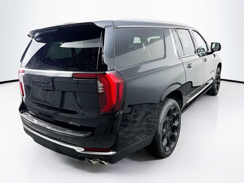 New 2026 GMC Yukon XL Denali w/ Denali Reserve Package AWD/4WD image 7