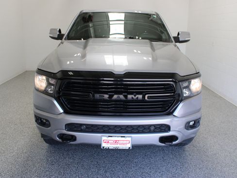 Used 2020 RAM 1500 Big Horn AWD/4WD image 3
