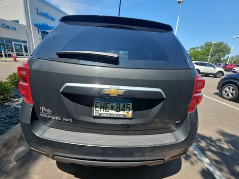 Used 2017 Chevrolet Equinox LT w/ Convenience Package AWD/4WD image 5